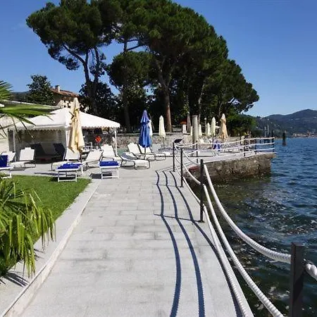 Sleeps 2 Pool T421412 * Meina