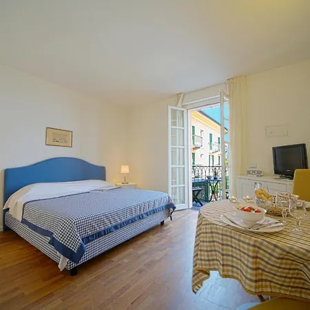 Apartment Sleeps 2 Pool T421412 Meina