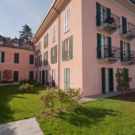 Sleeps 2 Pool T421412 * Meina